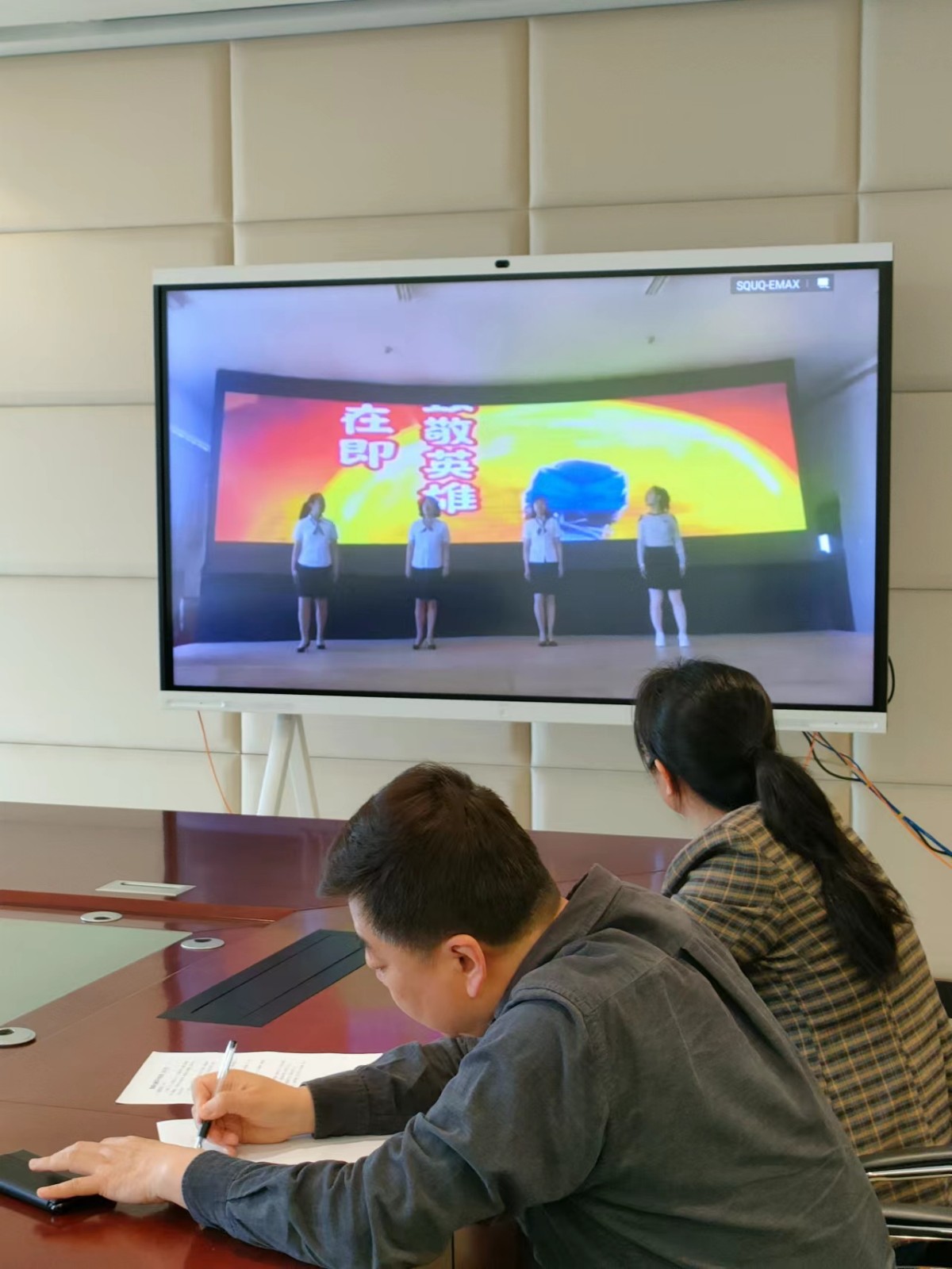 微信图片_冷.jpg