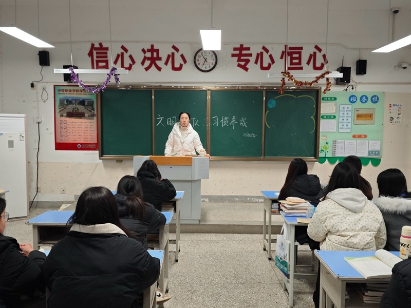 ce096f975abd2c6c33f6f94131c50311.jpg